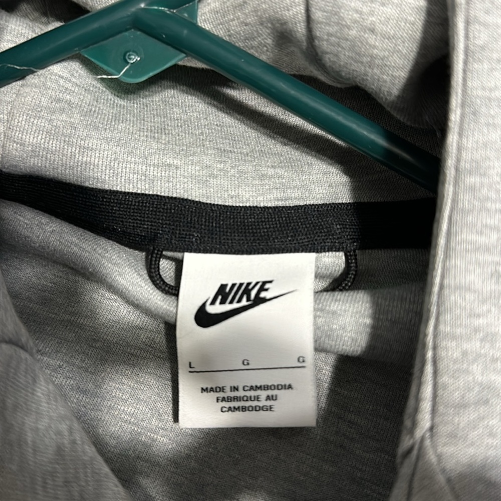 Nike Tech Pullover - image 2